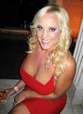 Cuckold archive swinger milfs gangbanged hiredb lack bulls. Pin on Mature single women @MySeniorMatch
