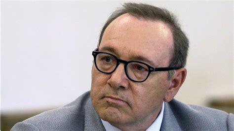 Conhecido por sucessos como cavalo de troia e. Rolling Stone · Após morte de acusador, Kevin Spacey se ...