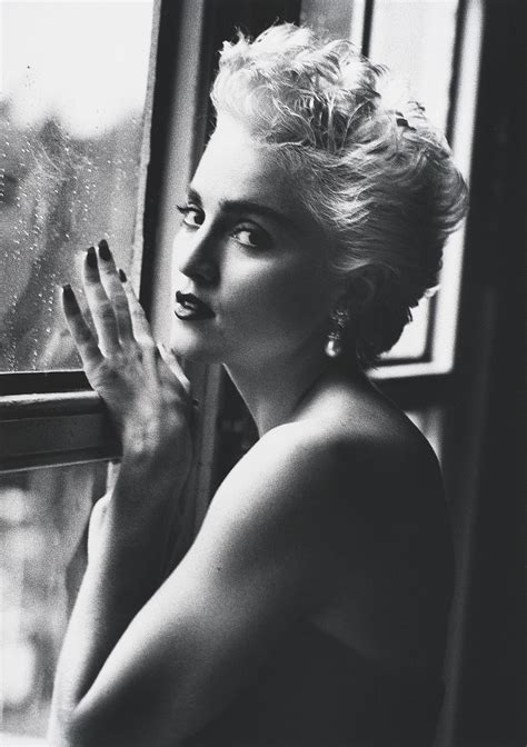 La isla bonita instrumental (1986) — madonna. HERB RITTS (1952-2002) , Madonna (at Window), New York ...