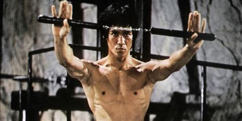 In 1969, lee made his first major film appearance in. Bruce Lee morreu há 43 anos: Os filmes que criaram o mito ...