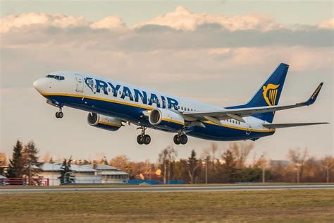Последние твиты от ryanair (@ryanair). Ryanair confirmed plans to operate 40% of its normal July ...