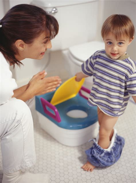 Learn more about the different steps to potty training to find the style that works for your family. How to Potty Train a Boy | How To Adult