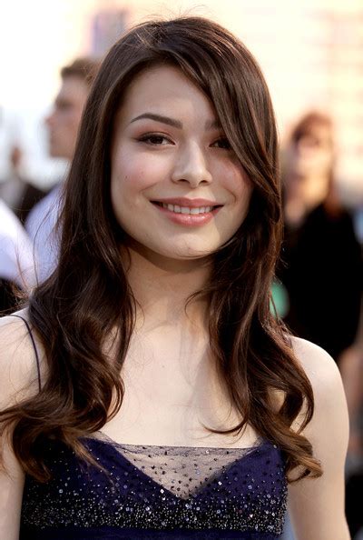 Miranda cosgrove was born may 14th, 1993 in los angeles, california, usa.1 she began her cosgrove has also started a singing career and in 2010 released her debut album, sparks fly. Miranda Cosgrove Pictures - 2010 MTV Video Music Awards ...