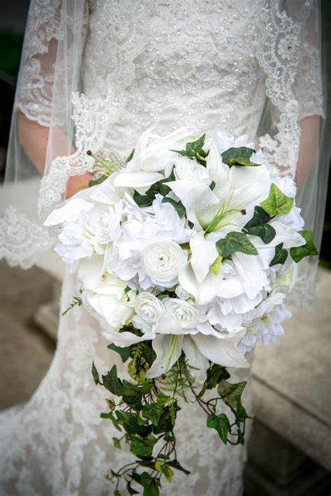 We did not find results for: Luxurious fern and ivy cascade teardrop bridal bouquet ...