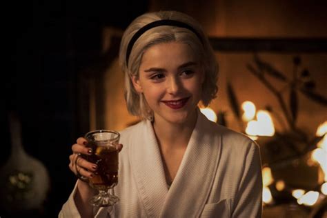 We did not find results for: Sabrina : Netflix commande la saison 3 et même la saison 4 ...