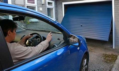 A car insurance quote takes just a few minutes. Does parking car in the garage bring down the price of insurance? | Daily Mail Online