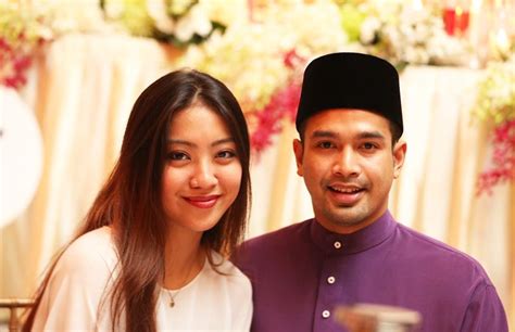 We have a record for a tunku e mudzaffar living at an address in london w14. Wedding Of Tunku Jamie Nadzimuddin & Che Puan Sarimah ...