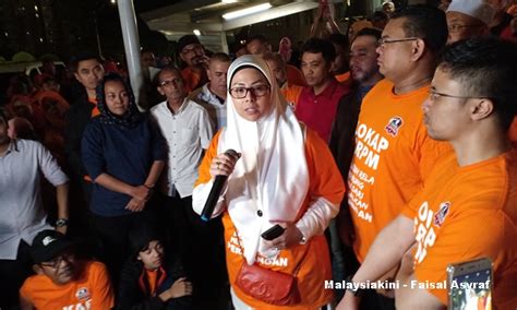 Dato' nurulhidayah \u0026 datin bahazanariah. Zahid's Daughter Slams 'Silent' Reformasi Figures Who Were ...