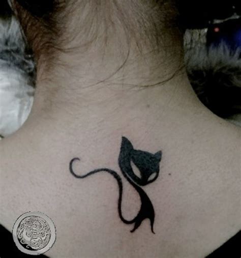 Portrete imagine tatuaje fete modele tatuaje femeie artă în creion fotograf idei tatuaje tatuaj pe picior. little cat tattoo na tattoos - Zszywka.pl