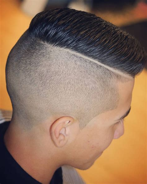 Learn about topics such as how to cut your own long hair, how to do undercut hair for women, how to cut hair. Gefällt 33 Mal, 3 Kommentare - Licensed Barber (@j.r ...