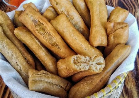 Cara membuat cakwee langsung dari pedagang asli kali ini saya akan bagikan ilmu cara bikin cakwe yg. Cara Membuat Cakwe Mudah - Resep Cakwe Gurih Yang Mudah ...