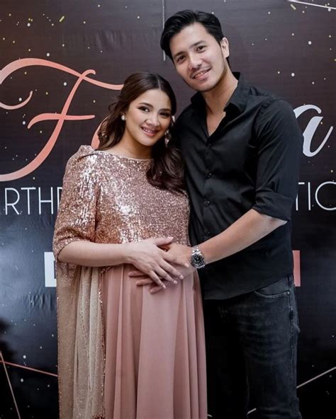 Berkahwin (nur fazura) kerjaya : Fazura & Fattah Amin Timang Anak Pertama | BuzzKini