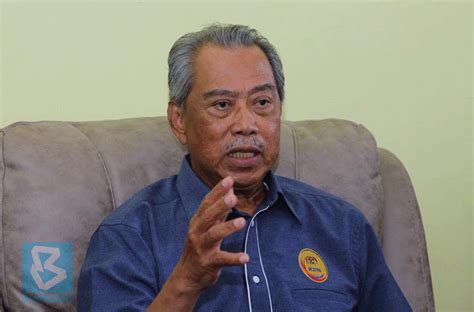 Tan sri muhyiddin yassin telah mengesahkan perlet4kkan jawatannya setelah tidak meraih kepercayaan majoriti ahli dewan rkyat. 'Power transition must be discussed by PH leaders ...