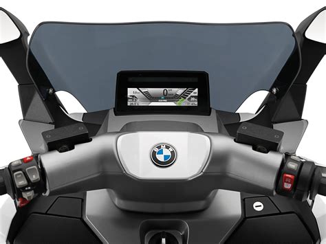 Bmw motorrad erweitert die einsatzmöglichkeiten beim c evolution. Elektro-Moped & -Motorrad: Der Funke springt lautlos über ...