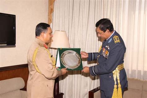 Chief of the army staff. Bangladesh Army Chief calls on Sri Lanka Air force Chief