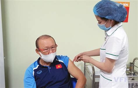 Tiêm vaccine covid ở việt nam có đảm bảo an toàn tuyệt đối không? Điều chỉnh lịch tiêm vaccine COVID-19 của tuyển Việt Nam