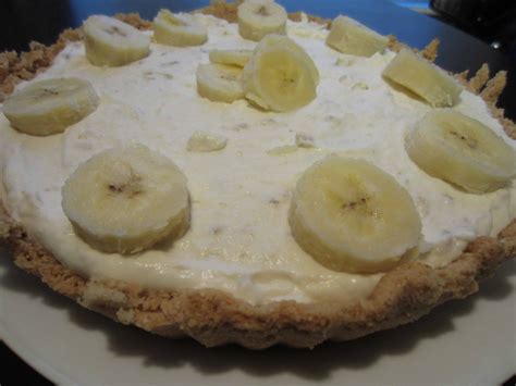 · sugar cream pie is also called hoosier pie or indiana sugar cream pie. Gluten Free Banana Cream Pie-Super easy to make - Sweetphi