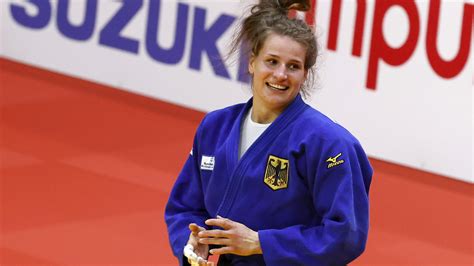Sie beendet damit eine lange deutsche durststrecke. Judo: Anna-Maria Wagner holt Goldmedaille bei Grand-Slam ...