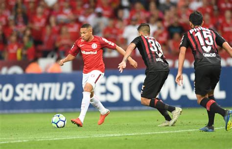 Athletico x chapecoense — foto: Veja fotos de Inter-RS x Atlético-PR - Gazeta Esportiva