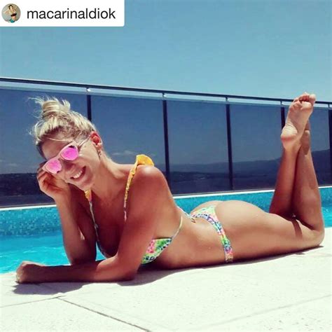 ¿alina moine está saliendo con marcelo gallardo? Linda foto de Macarena Rinaldi en bikini