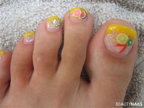 Lindgrünpink nägel nageldesign silberne nägel und. Sommernägel Nageldesign 2021 - 100 Bilder mit Sommer ...