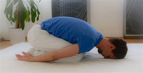 Ein männlein steht im walde. 15 Minuten am Tag für einen gesunden unteren Rücken | Rückenübungen, Gesundheitstipps, Faszien