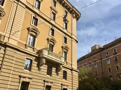 102 m2 2 stanze 1 bagni prati via candia, adiacenze santa maria delle grazie a due passi dai musei vaticani in palazzo restaurato degli anni '30. Appartamento in vendita ROMA Prati via Orazio