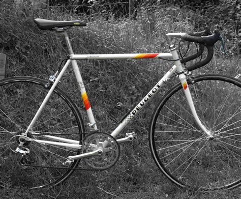 Es handelt sich um ein peugeot tourmalet von irgendwann um 1987/88 herum (wer mir da genaueres sagen kann, der fühle sich hiermit ermuntert das zu tun). Peugeot Tourmalet - Probleme mit CLB Brakes | Rennrad-News.de