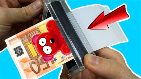 Talu bietet ihnen eine konstenlose vorlage als pdf zum ihre kinder möchten gern mit geld spielen und sie suchen nach einer passenden alternative zu richtigem geld? Lucky Bär hat einen Weg gefunden selber Geld zu drucken ...