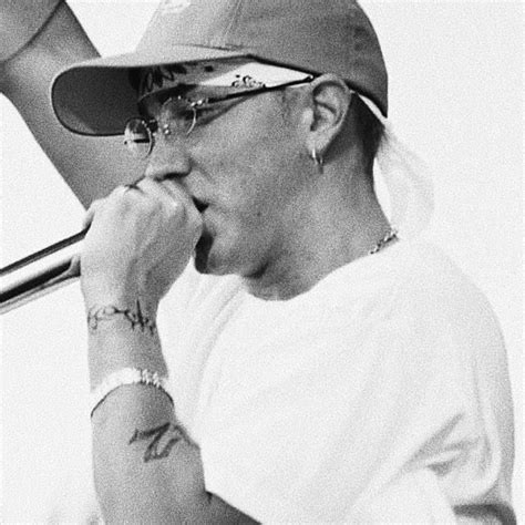 Her hunger for blood is only outweighed by her desire for women, and she never misses an opportunity for pleasure. Pin by Alex Martinez on Eminem | Slim shady, Eminem ...