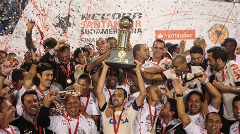 Corinthians 2013 kapak fotoğrafını güncelledi. Corinthians x São Paulo - Recopa Sul-Americana 2013 ...