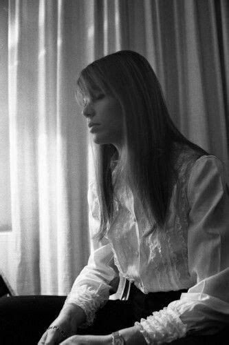 See more ideas about francoise hardy, hardy françoise hardy was a fashion icon in the '60s and '70s, yet her style couldn't feel more modern. Francoise Hardy em 2020