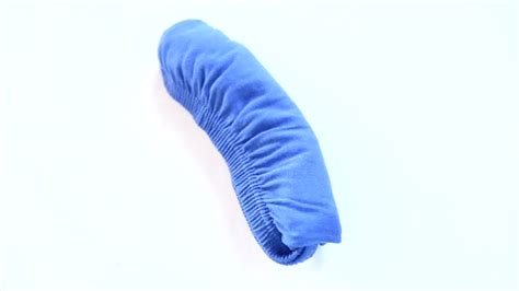 Quick tutorial for rolling your tidy whities or whatever you got. 3 Ways to Fold Panties - wikiHow