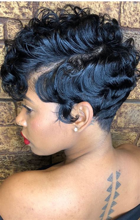 Short hairstyles make black women look more gorgeous, bold and daring. 12+ Astonishing Women Hairstyles Pixie Ideas | Short hair ...