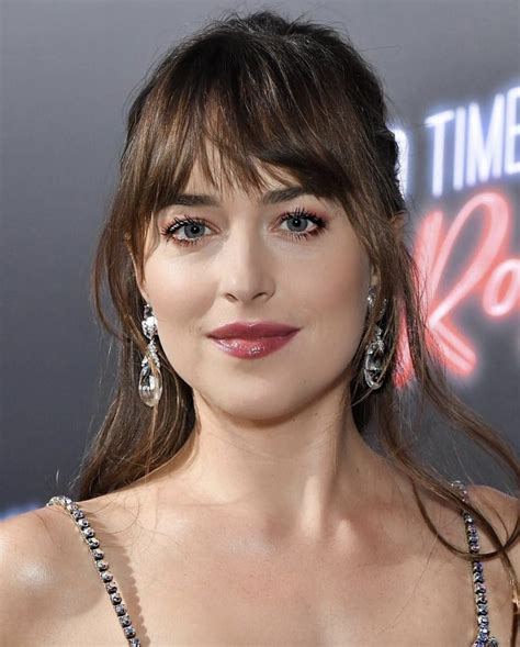 While we are talking about her performances and the actress as a whole, we want to now take you on a ride through a dakota. Dakota Johnson Bio, Age, Family, Husband, Movies ...