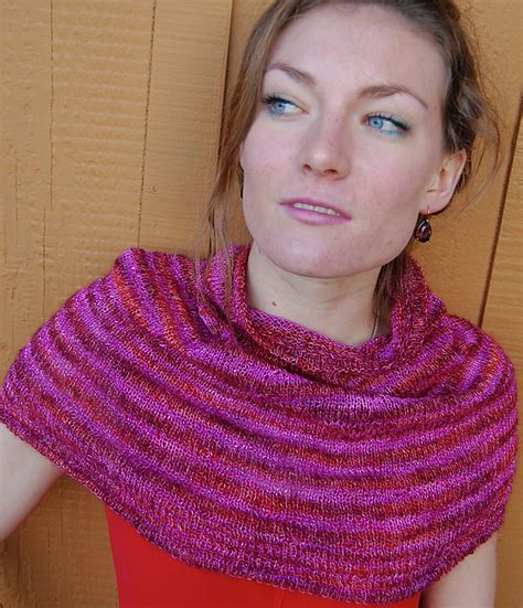 By gina wilde the creative director of alchemy yarns of transformation provides an overview of color theory for knitters, exploring the meaning. Ravelry: Sparky Cowl pattern by Gina Wilde
