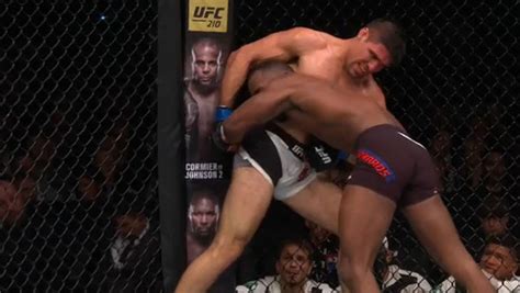 Vicente luque vs niko price part 1. UFC Fight Night 107 - Leon Edwards contre Vicente Luque ...