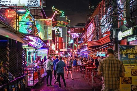 Rattaphum, bang klam, khuan niang, singhanakhon. A Brief Rundown of Bangkok's Red Light District | Slumber ...